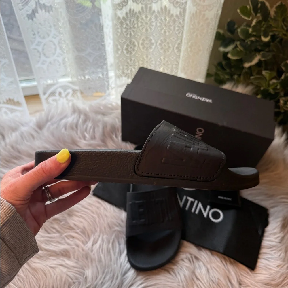 Valentino Moira Slide Sandals - Picture 7 of 11